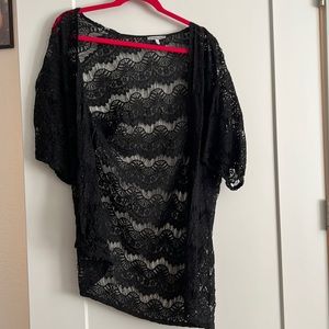 Lace Detailed Open Top